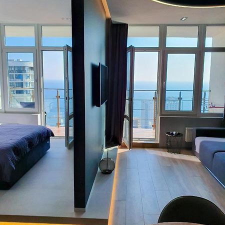Level 24 - Sea & Sky View Apartment Odesa Exterior photo