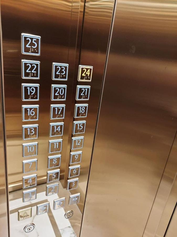 Level 24 - Sea & Sky View Apartment Odesa Exterior photo