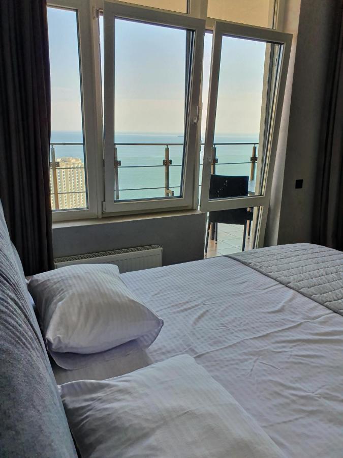 Level 24 - Sea & Sky View Apartment Odesa Exterior photo